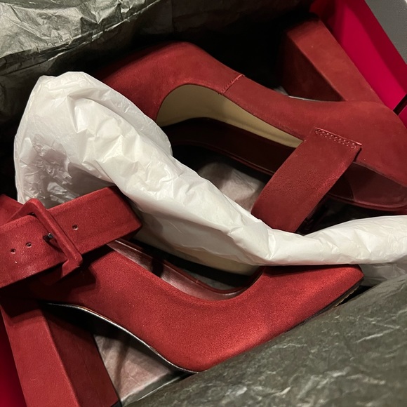 Vanira Mary Jane Pumps by Vince Camuto - New - Picture 2 of 6